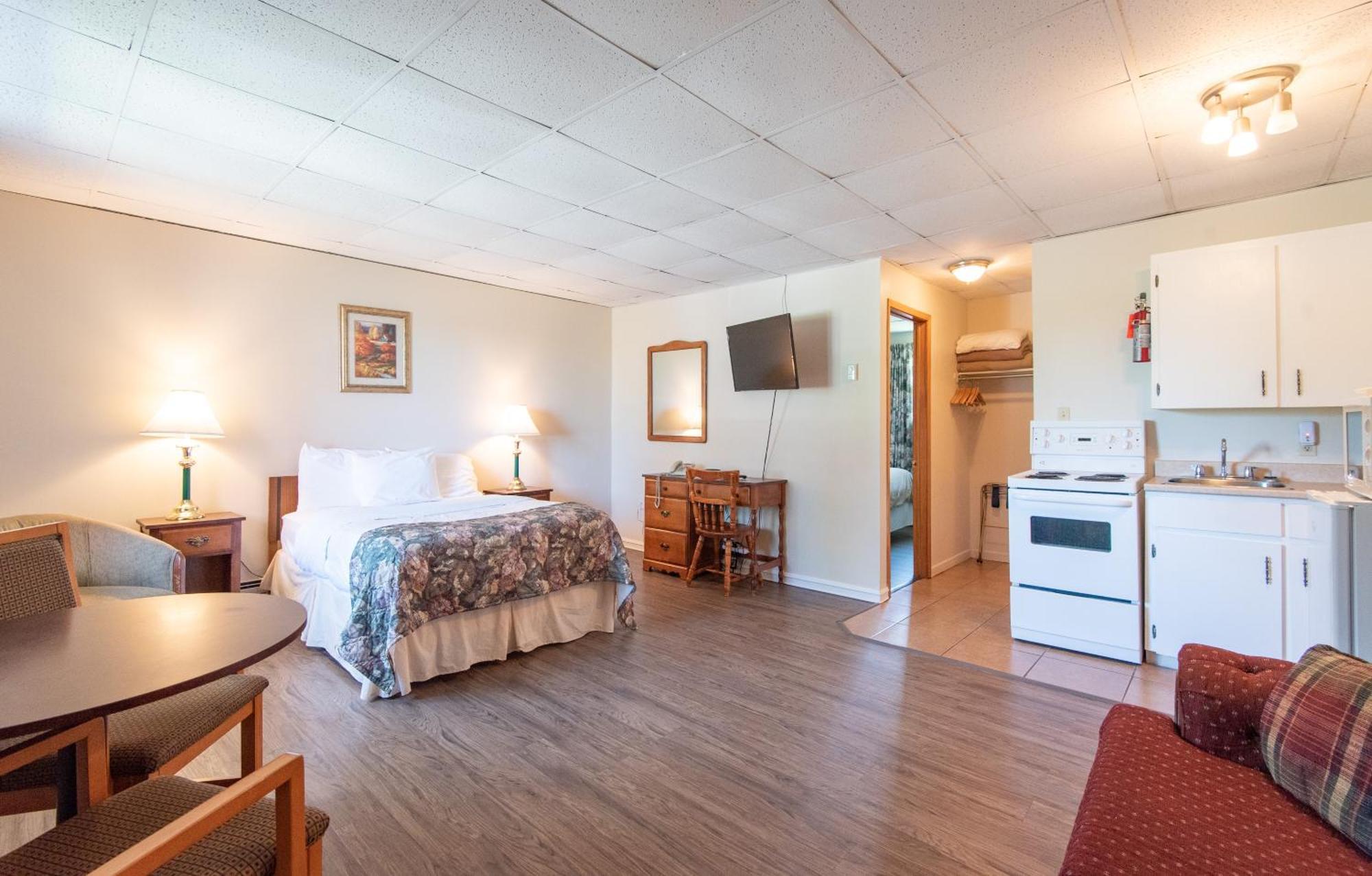Canadas Best Value Inn & Suites סאמרסייד מראה חיצוני תמונה